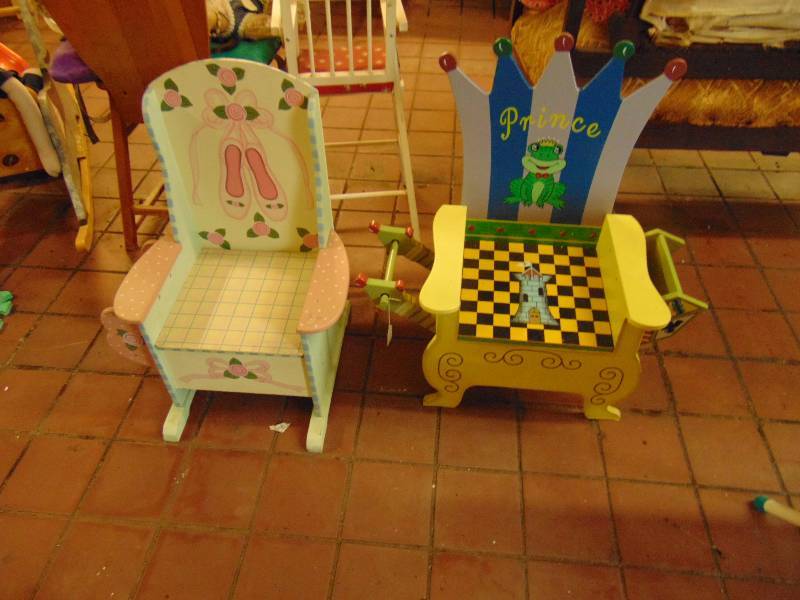 throne potty chair
