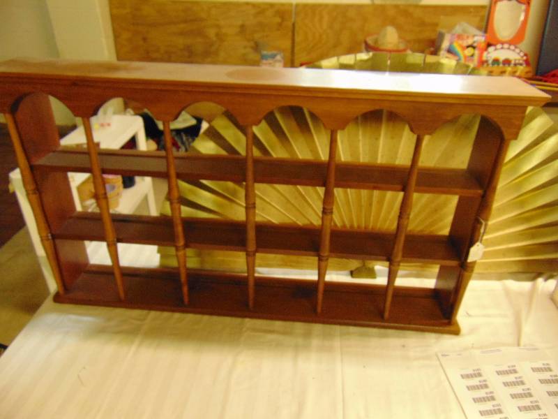 lot 8183 image: Wooden Curio Shelf 36 x 20 x 5