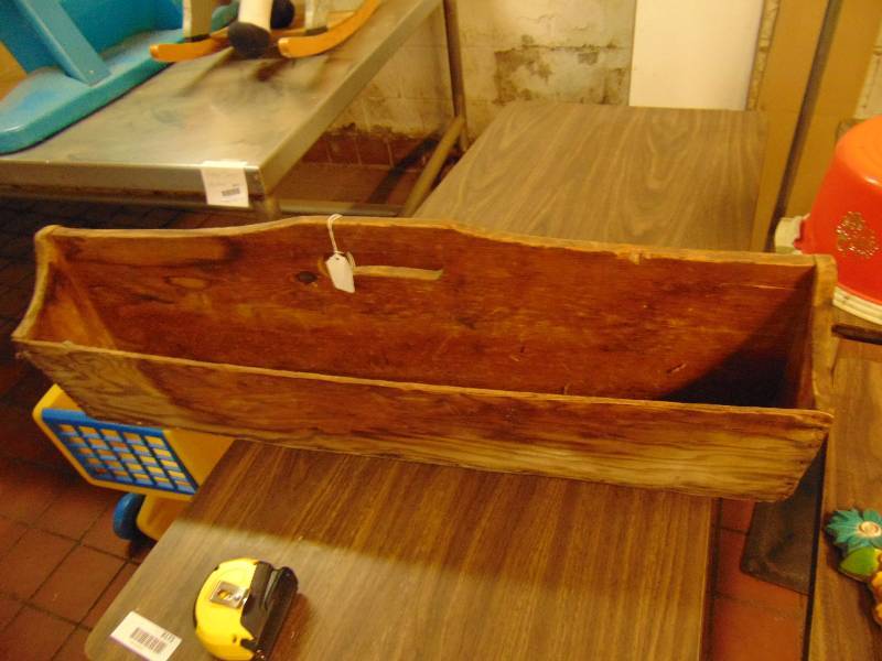 lot 8189 image: Antique Wooden Tool Box