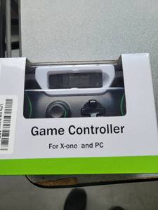 lot 18210 image: game controller for xbox 1 and pc
