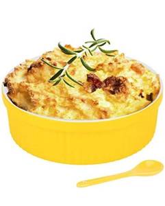 lot 18239 image: Souffle Dish Ramekins for Baking � 32 Oz, 1 Quart Large Ceramic Oven Safe Round Fluted Bowl with Mini Condiment Spoon for Souffl Pot Pie Casserole Pasta Roasted Vegetables Baked Desserts