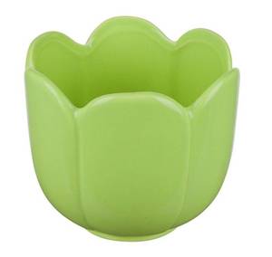 lot 4992 image: Tulip Planter