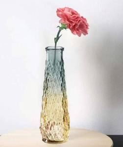lot 4999 image: Glass Vase