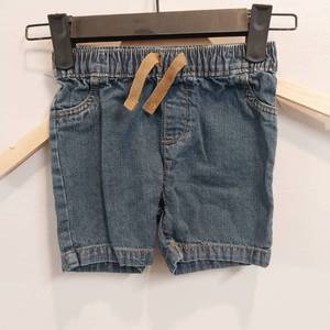 lot 10016 image: little boys outfit size 28 months