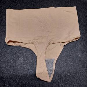 lot 10202 image: Women Tummy Control Thong Shapewear size medium