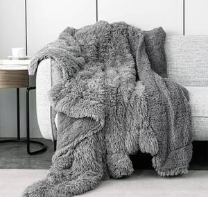 lot 10395 image: Pawque Faux Fur Blankets Queen Size 60x80 inches, Super Soft Fuzzy Fluffy Blanket, Warm Thick Sherpa Long Hair Shag Reversible Lightweight Cozy Throw for Bedroom Sofa Couch, Grey Amazons Choice in Bed Throws by Pawque