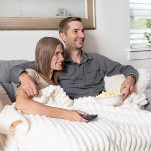 lot 11428 image: GREEN ORANGE 60 x 80 High Pile White Fleece Blanket - Soft Plush Throw Blankets for Couch, Bed, Chair - All Season Twin Fleece Blanket - Great Soft Blankets for Women and Men in a Gift Box