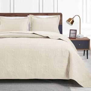 lot 11445 image: Loves cabin California King Size Quilt Bedding Set Beige Bedspreads - Cal King Summer Quilt Lightweight Bedspread- Coin Pattern Coverlet for All Season - 3 Piece (1 Quilt, 2 Pillow Shams)