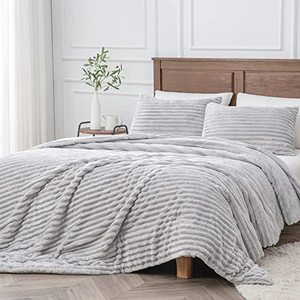 lot 11521 image: BEDELITE Fleece Queen Comforter Set -Super Soft & Warm Fluffy Grey Bedding, Luxury Fuzzy Heavy Bed Set for Winter with 2 Pillow Cases