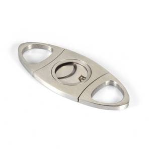 lot 12073 image: Alaska Bear� Cigar Cutter Stainless Steel Guillotine Double Cut Blade in Black Gift Pouch