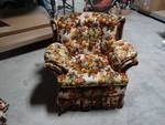 Vintage rocking chair w/floral print smoke free/pet free.