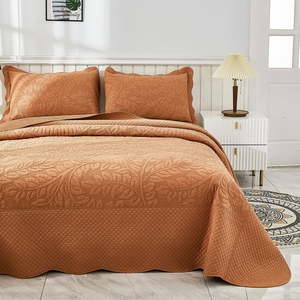 lot 59285 image: MarCielo 3-Piece Cotton Oversized Bedspread Set Coverlet Set - Retail $139.99
