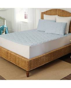 lot 59287 image: Arctic Sleep Cooling Gel Memory Foam Mattress Topper with Skirt- Retail$89.49