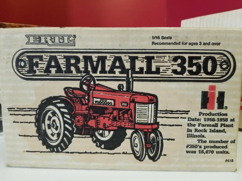 lot 5099 image: Ertl Farmall 350 Tractor, 116 scale, #418, NIB