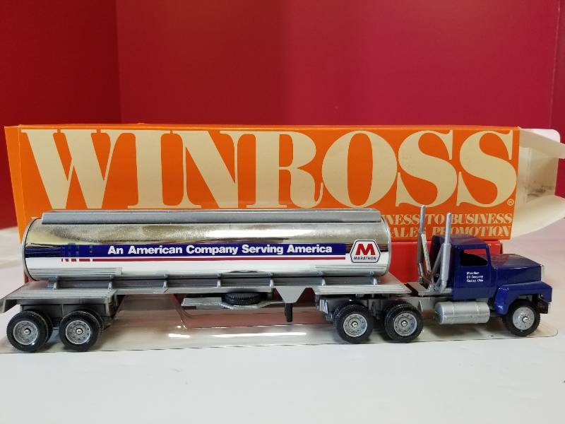 lot 5118 image: Winross Marathon  An American Company Serving America Tanker Semi, 164, NIB