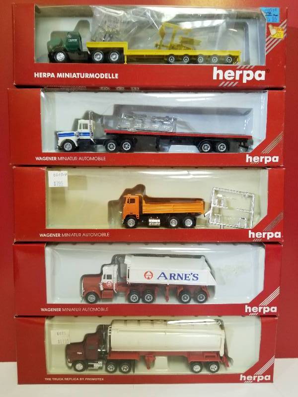 lot 5167 image: Herpa  1 lot 5 items, 4 semi  1 duel truck, 187 scale, NIB,  see PIX