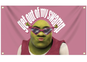lot 1900 image: Shrek Tapestry