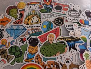 lot 1927 image: Miscellaneous Stickers