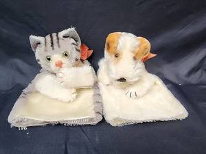 lot 156 image: Vintage Steiff Foxy Fox Hand Puppet and Vintage Steiff Gray Tabby Cat Hand Puppet