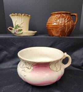 lot 161 image: (2) Vintage McCoy Planters and Vintage Dresden Chamber Pot