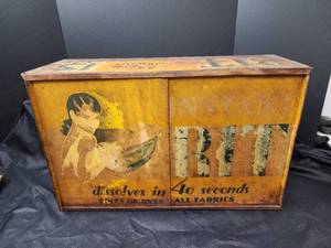 lot 173 image: Vintage Metal Rit Dye Display Cabinet