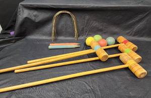 lot 192 image: Vintage Croquet Set