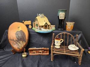 lot 211 image: Home Decor