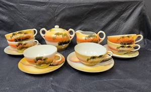 lot 221 image: Takito Japanese Tea Set (incomplete)