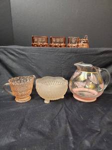lot 226 image: Pink Depression Glassware