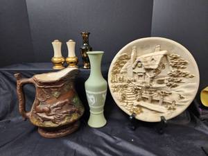 lot 227 image: Home Decor