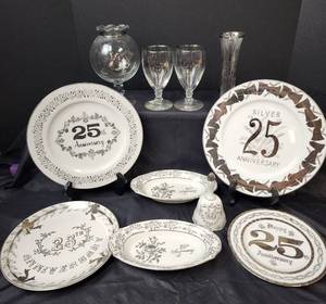 lot 231 image: 25th Anniversary Decor