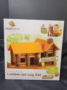 lot 252 image: Tree Haus Lumber Jax Log Set (General Store)