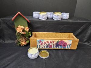 lot 287 image: New Citronella Candles and Garden Decor
