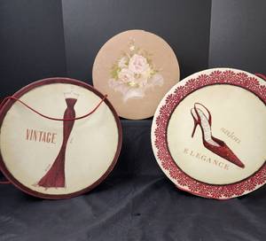 lot 297 image: (3) Hat Boxes