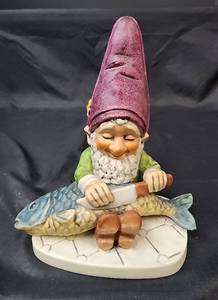 lot 368 image: Goebel Figurines Gnome Fisherman 1970 Well508