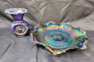 lot 397 image: Carnival Glassware