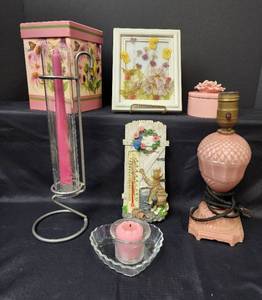 lot 401 image: Home Decor