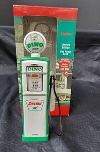 lot 430 image: Vintage NIB Crown Premium Sinclair DINO 6.5 Tall Die Cast Gas Pump Bank - Limited EditionNumbered