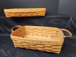 lot 440 image: (2) Longaberger Baskets