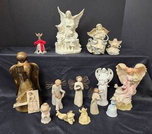 lot 470 image: Angel Decor