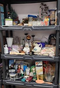 lot 492 image: Contents of Shelf (Shelf NOT Included)