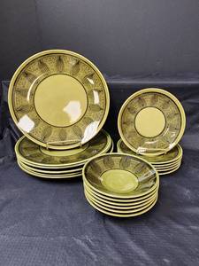 lot 499 image: (18pc.) Taylor Ironstone Dinnerware (6 dinner plates, 6 bowls, and 6 salad plates)