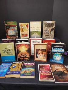lot 514 image: Books