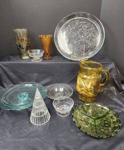 lot 533 image: Glassware