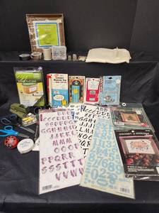 lot 563 image: Craft and Sewing Supplies