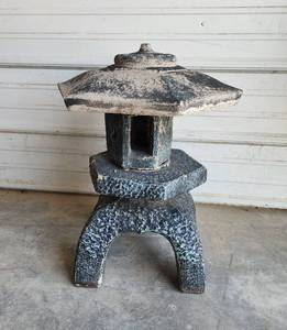 lot 9 image: Concrete Pagoda 22 Tall (3pc.)