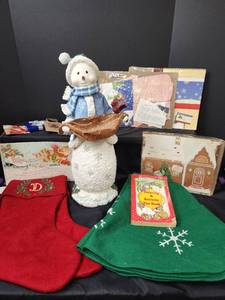 lot 728 image: 20 Snowman Bird Feeder, Tree Skirt, Stockings, Gift Boxes, and Gift Card Boxes