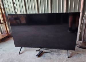 lot 758 image: Samsung 50 TV with Remote UN50TU7000 (untested)