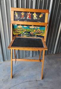 lot 775 image: Vintage Falcon Childrens Chalk Board Stand