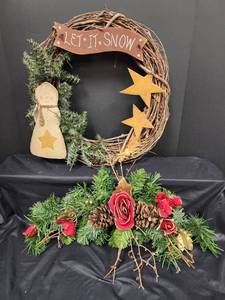 lot 732 image: Christmas Wreath and Swag